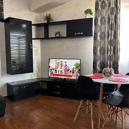 Twin Residence Five Mamaja Zewnętrze zdjęcie
