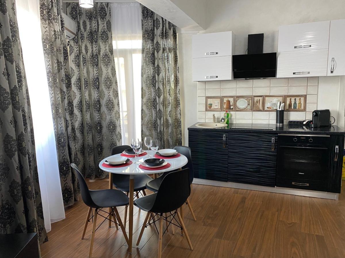 Twin Residence Five Mamaja Zewnętrze zdjęcie