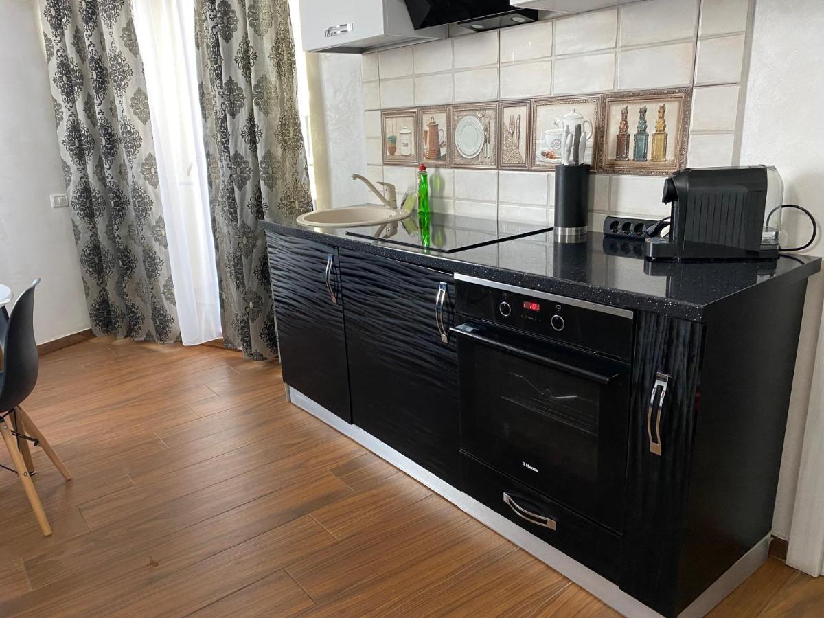 Twin Residence Five Mamaja Zewnętrze zdjęcie